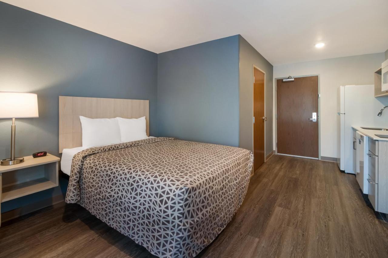 Woodspring Suites Dearborn Detroit Zewnętrze zdjęcie